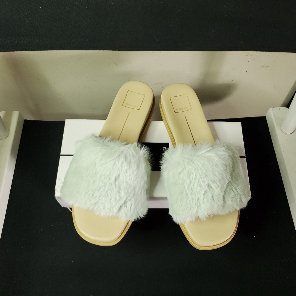 DOLCE VITA Gaia Slipper Size 10, Aqua Faux Fur - Picture 3 of 14